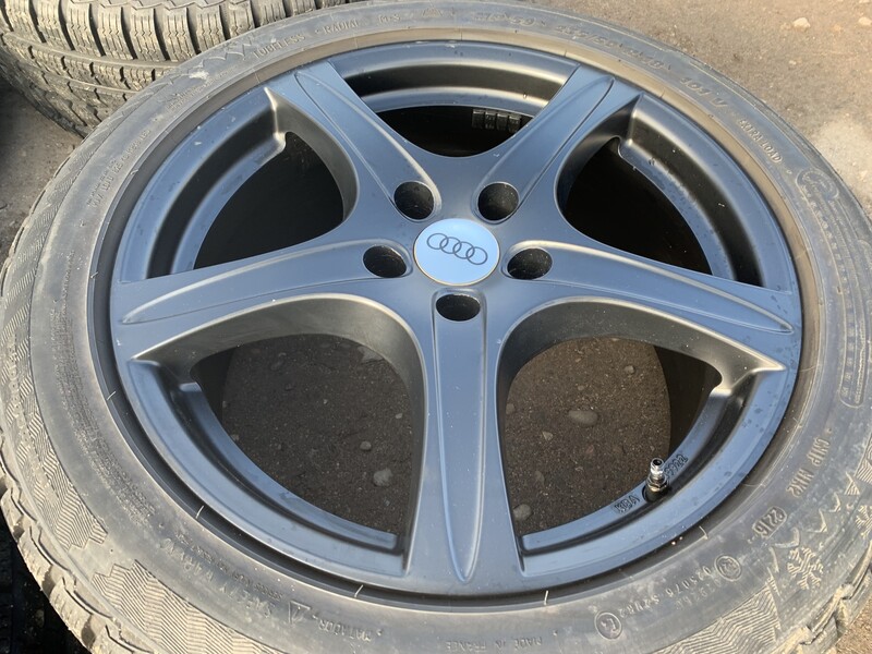 Photo 2 - Audi Siunciam, 7J ET37 light alloy R17 rims