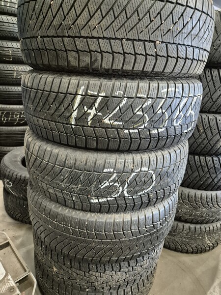 R17 universal tyres passanger car