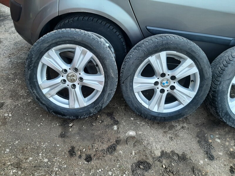 Photo 2 - Light alloy R16 rims