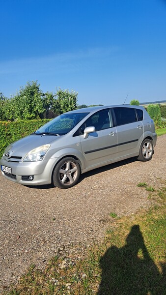 Toyota Corolla Verso 2007 г Минивэн