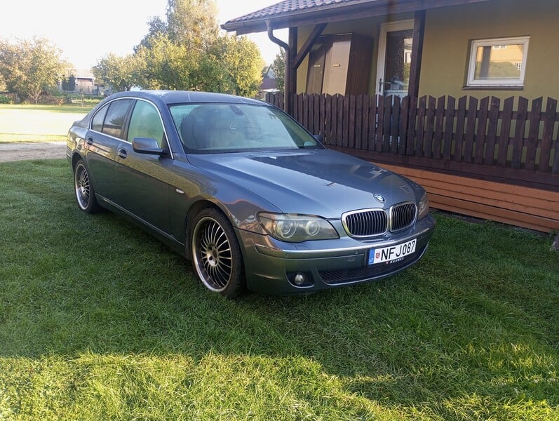 Bmw 730 E66 2005 y