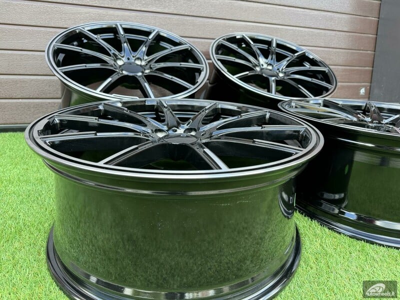 Photo 11 - Autowheels Mercedes CLS,E, Brabus defekt light alloy R20 rims