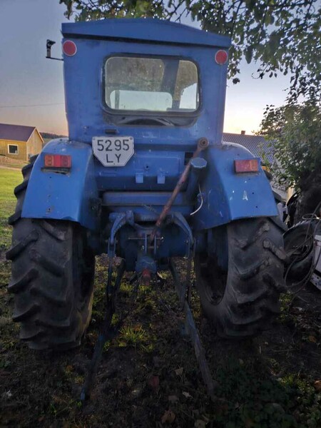 T40 1990 y Tractor