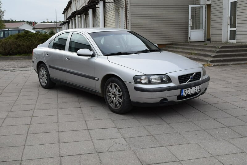 Volvo S60 2001 г Седан