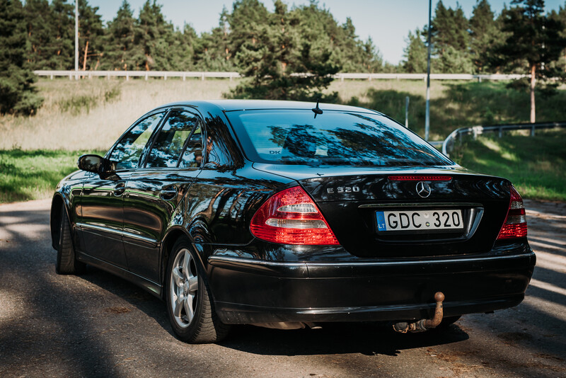 Photo 6 - Mercedes-Benz E 320 2003 y Sedan