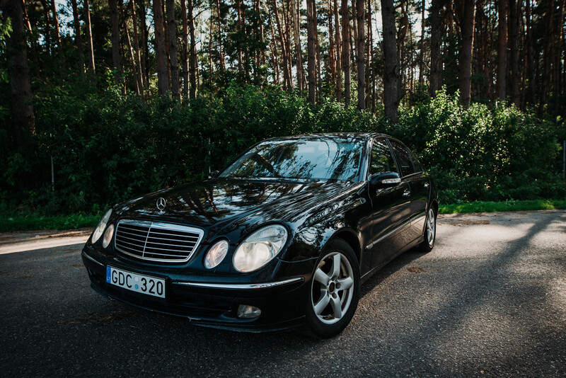 Photo 3 - Mercedes-Benz E 320 2003 y Sedan