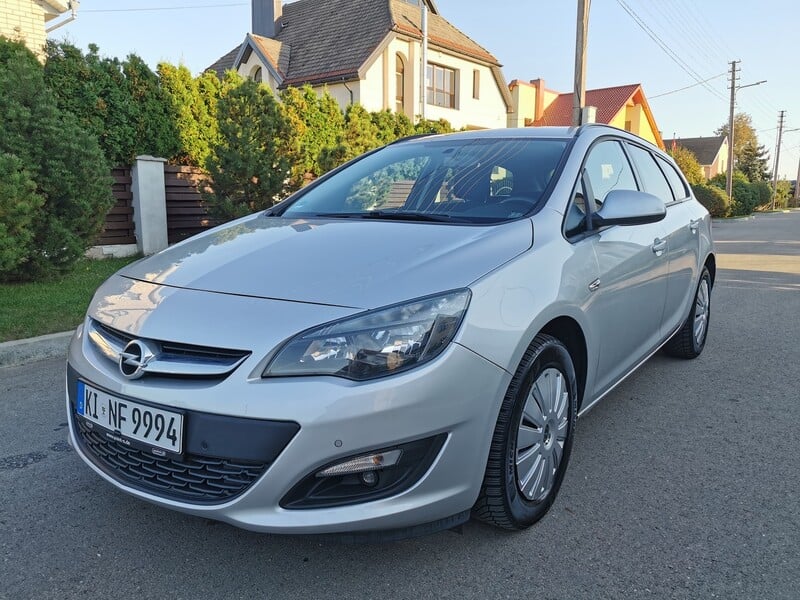 Opel Astra J 2015 m