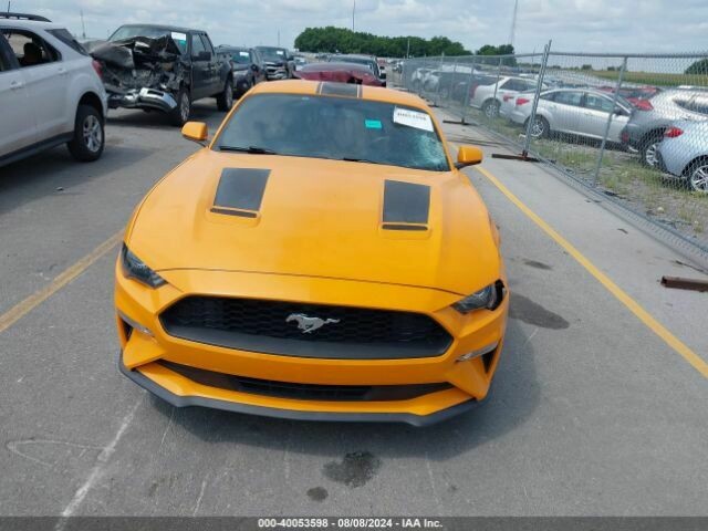 Photo 6 - Ford Mustang 2018 y Coupe