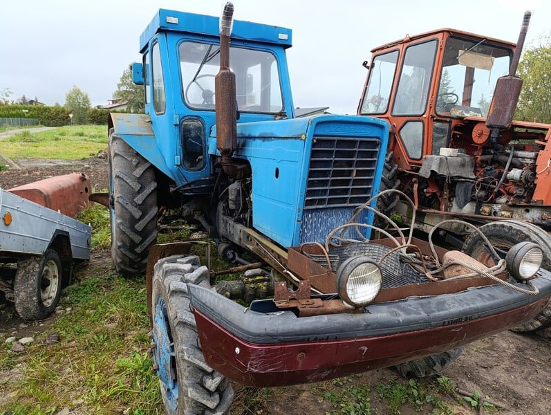 MTZ 1980 y Tractor