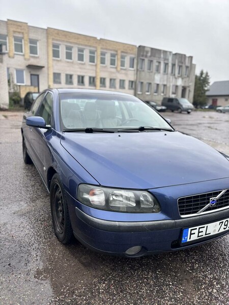 Volvo S60 2004 m dalys