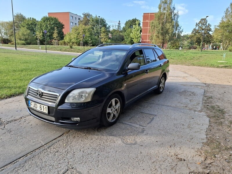 Toyota Avensis 2005 y Wagon