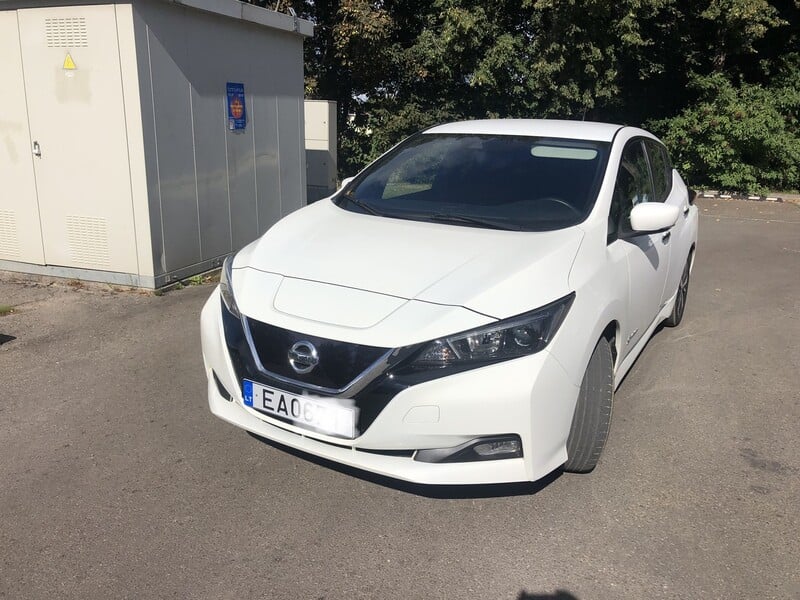 Photo 7 - Nissan Leaf 2018 y Hatchback