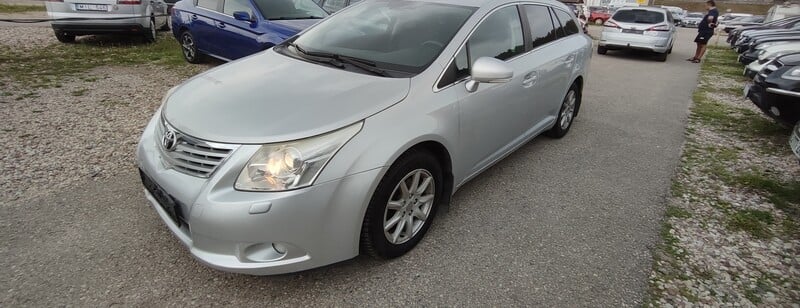 Nuotrauka 2 - Toyota Avensis 2010 m Universalas