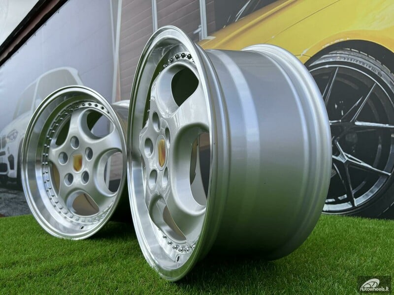 Photo 15 - Autowheels Porsche 964 speedline style light alloy R18 rims