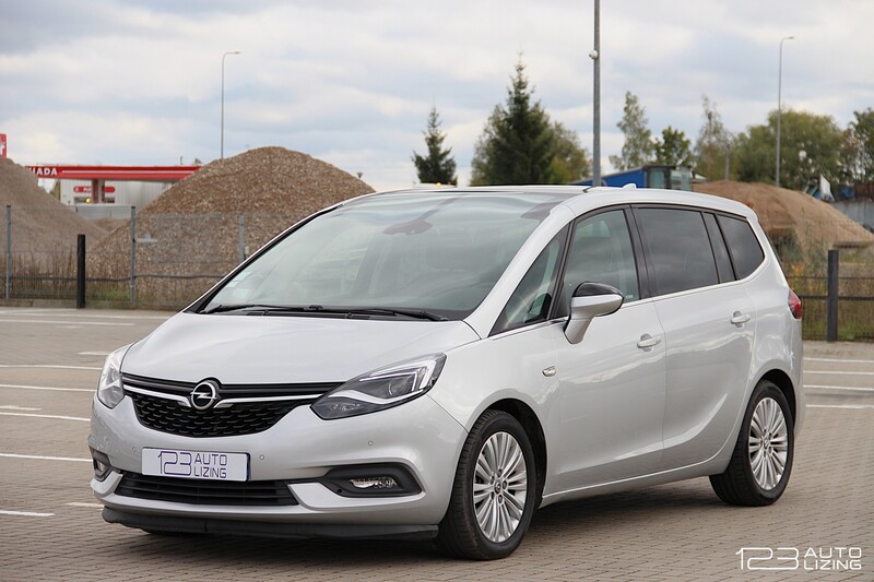 Фотография 1 - Opel Zafira tourer 2017 г Минивэн