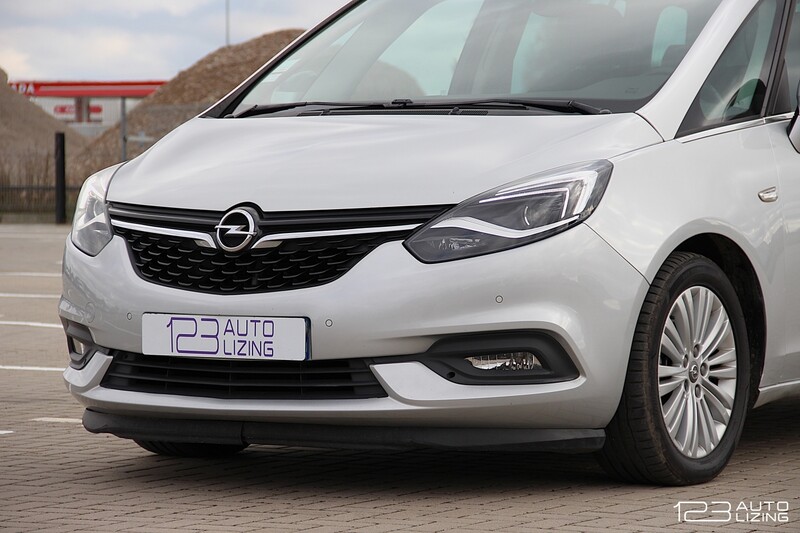 Фотография 2 - Opel Zafira tourer 2017 г Минивэн