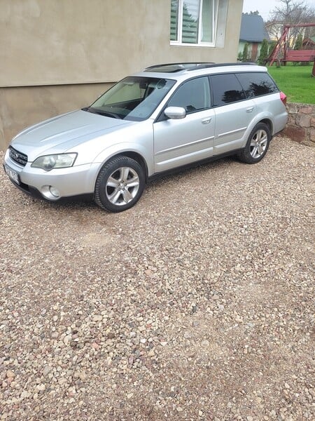 Subaru OUTBACK 2004 г Внедорожник / Кроссовер