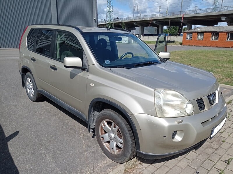 Nissan X-Trail 2008 y Off-road / Crossover