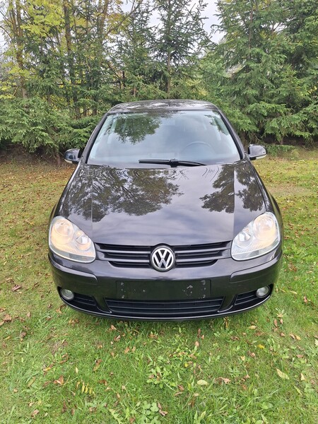 Volkswagen Golf V 2004 y