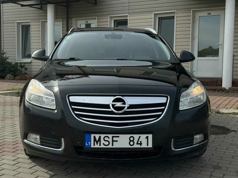 Фотография 2 - Opel Insignia 2011 г Универсал