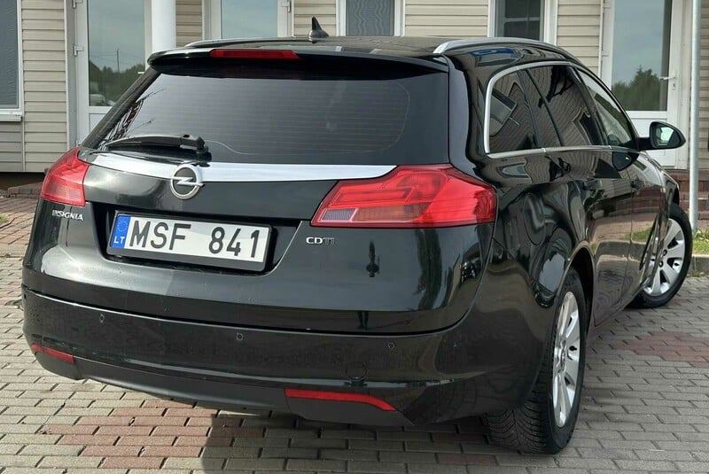 Фотография 6 - Opel Insignia 2011 г Универсал