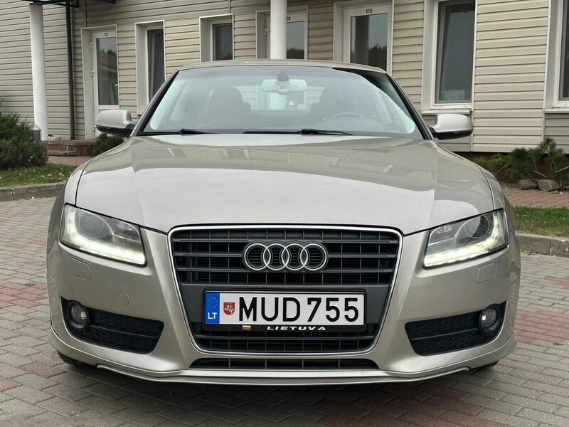 Photo 2 - Audi A5 2010 y Coupe