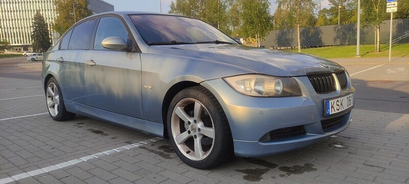 Bmw 320 2005 г Седан