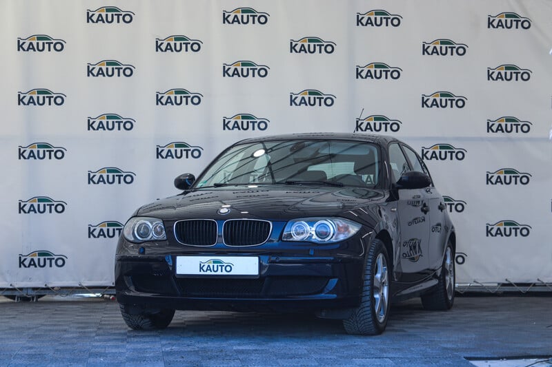 Bmw 120 2009 г Хэтчбек