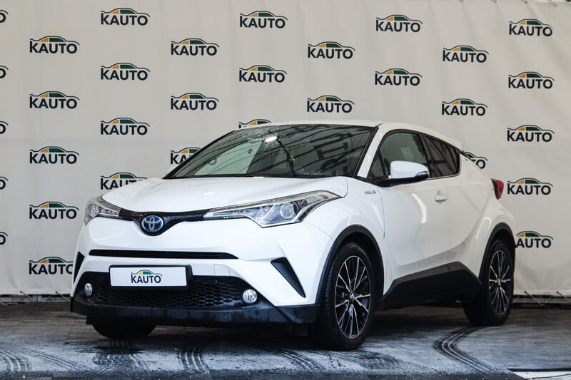 Фотография 1 - Toyota C-HR 2018 г Внедорожник / Кроссовер