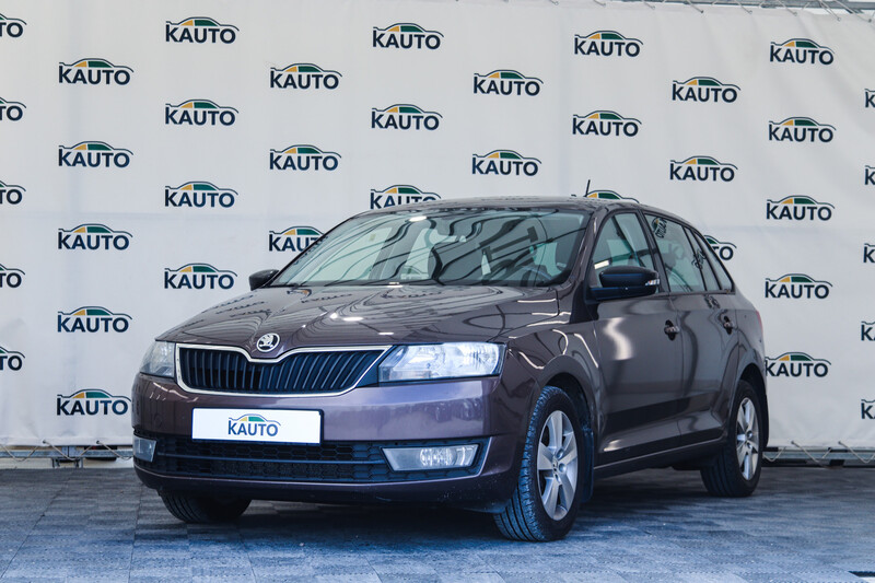 Skoda Rapid 2016 y Hatchback