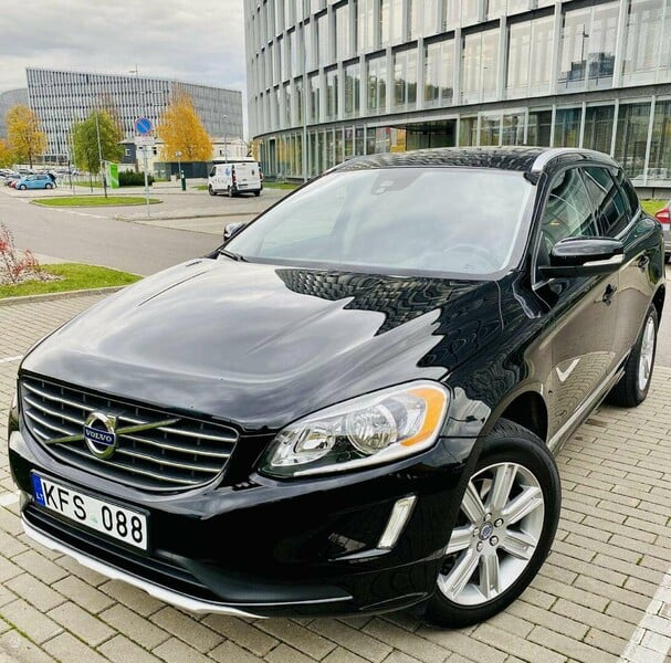 Volvo XC60 2016 y Off-road / Crossover