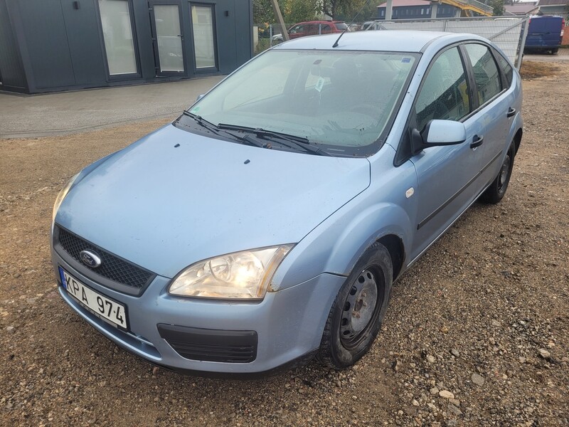 Photo 1 - Ford Focus 2005 y Hatchback