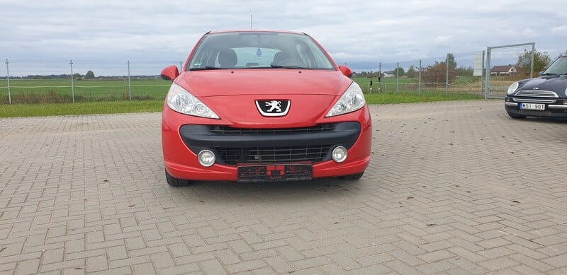 Photo 8 - Peugeot 207 2009 y Hatchback