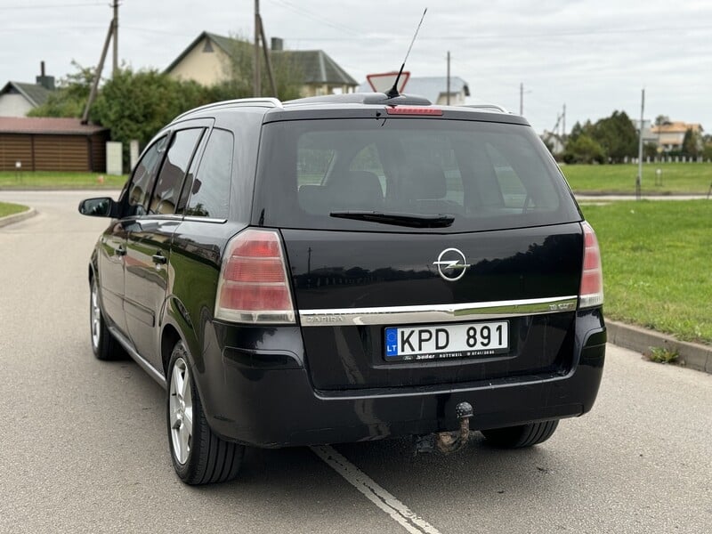 Фотография 8 - Opel Zafira B 2007 г