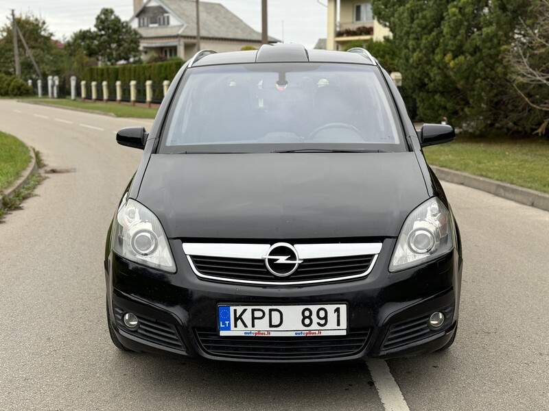 Фотография 4 - Opel Zafira B 2007 г