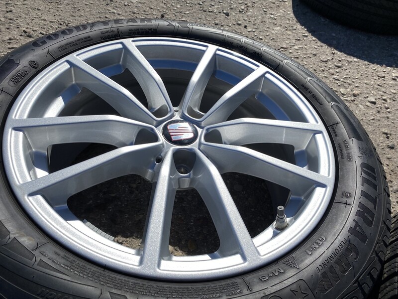 Photo 5 - Seat Siunciam, 7,5J ET30 light alloy R17 rims