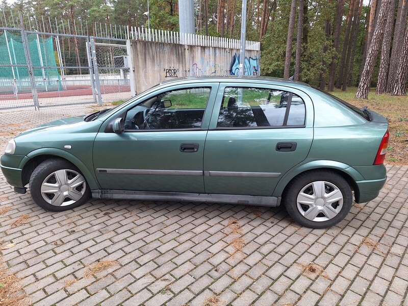 Фотография 6 - Opel Astra 2003 г Хэтчбек