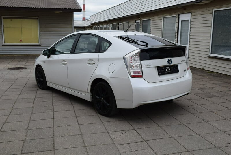 Photo 5 - Toyota Prius III 2009 y