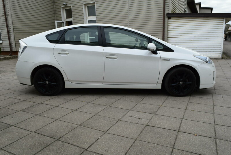 Photo 8 - Toyota Prius III 2009 y