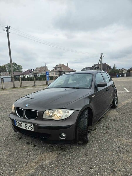 Nuotrauka 3 - Bmw 118 2006 m Sedanas