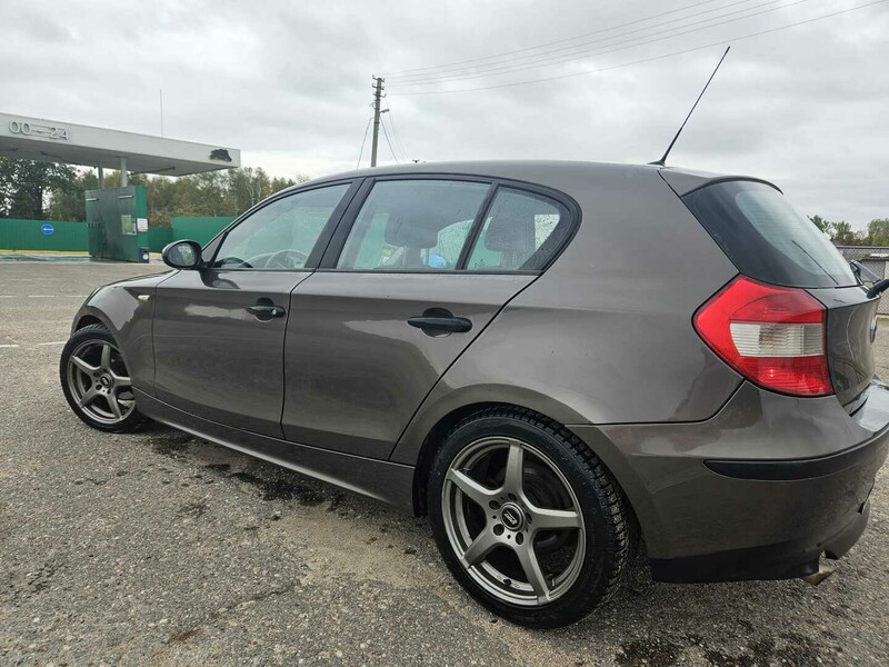 Nuotrauka 6 - Bmw 118 2006 m Sedanas