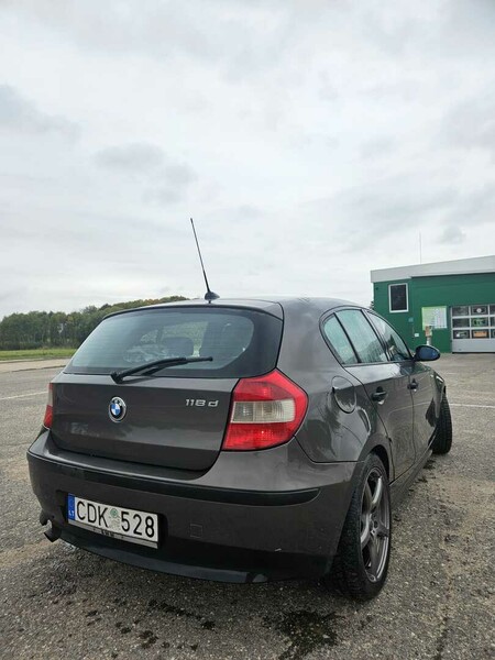 Nuotrauka 8 - Bmw 118 2006 m Sedanas