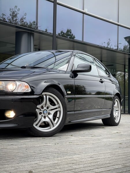 Photo 2 - Bmw 330 E46 2002 y