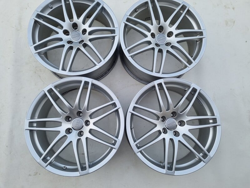 Photo 2 - Audi RS4 originalūs RS4 light alloy R19 rims