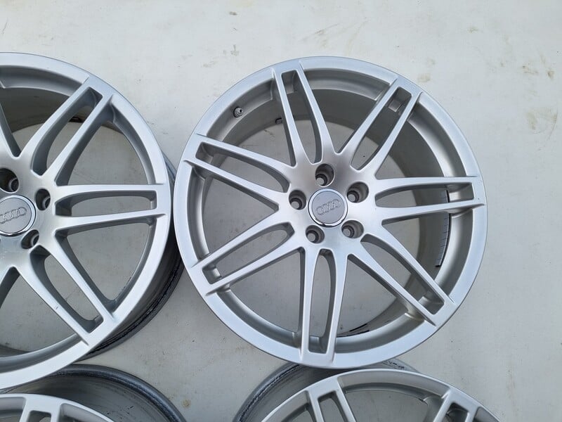 Photo 6 - Audi RS4 originalūs RS4 light alloy R19 rims