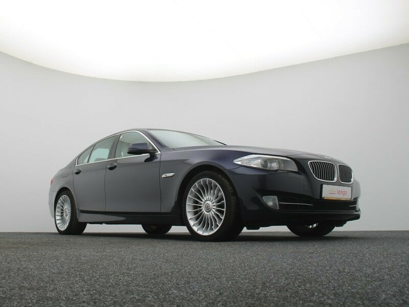 Photo 11 - Bmw 520 2012 y Sedan