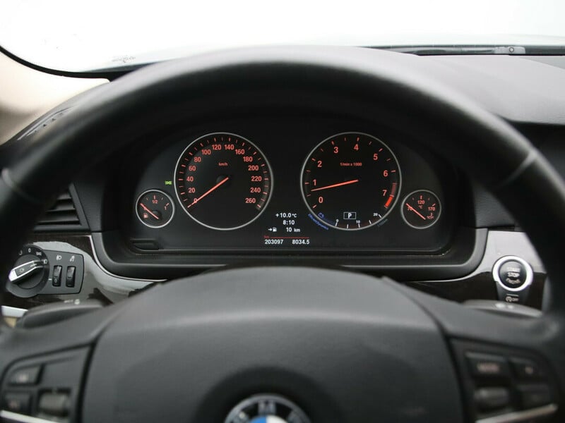 Photo 19 - Bmw 520 2012 y Sedan