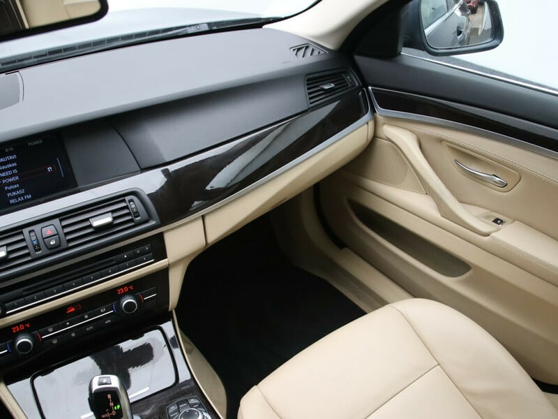 Photo 21 - Bmw 520 2012 y Sedan