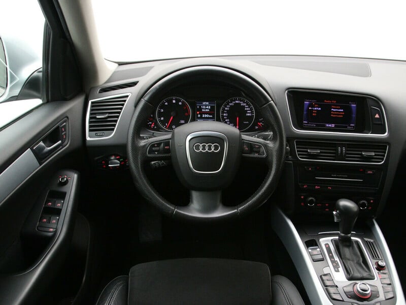 Photo 17 - Audi Q5 2010 y Off-road / Crossover