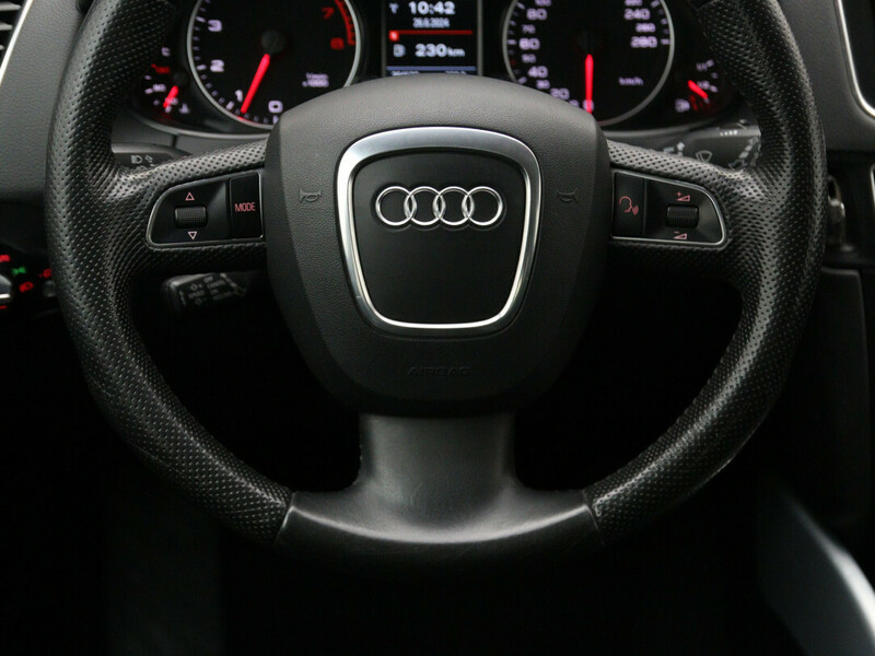 Photo 18 - Audi Q5 2010 y Off-road / Crossover